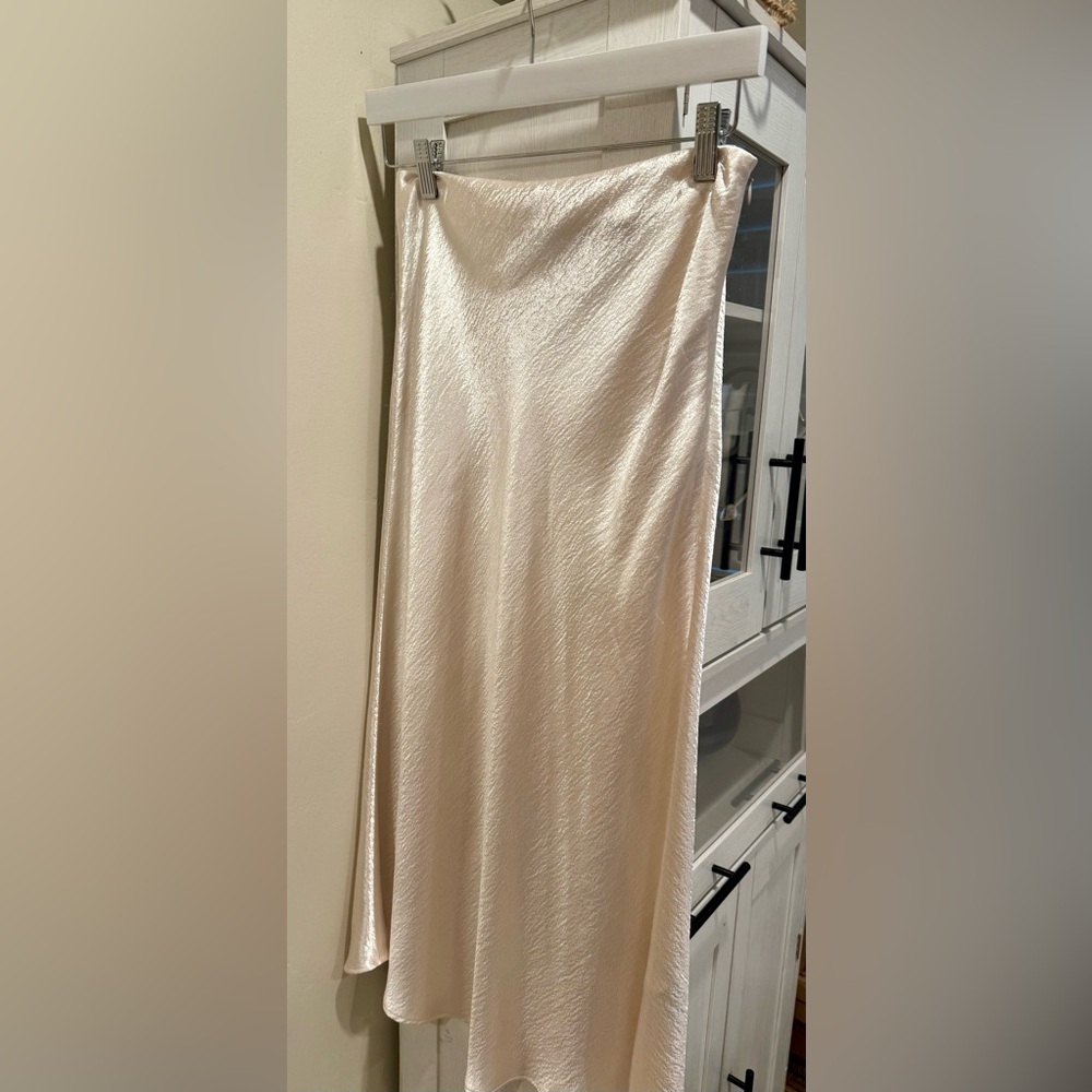 Vici Elegant Cream Satin Midi Skirt